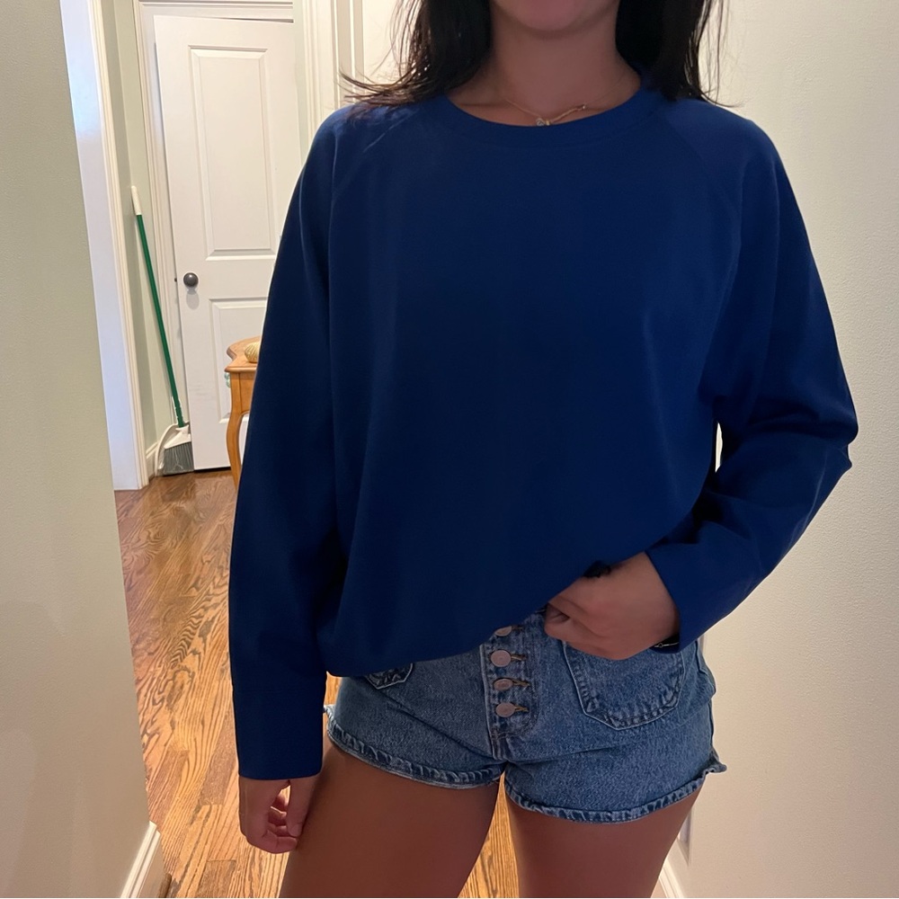 EILEEN FISHER BLUE CREWNECK